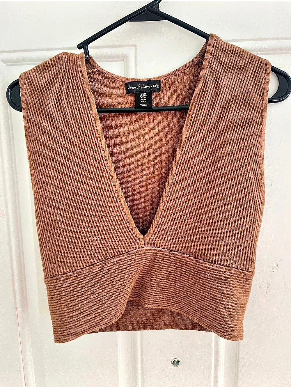 House of Harlow 1960 Ribbed Cropped Sweater Vest in Brown Medium Like New